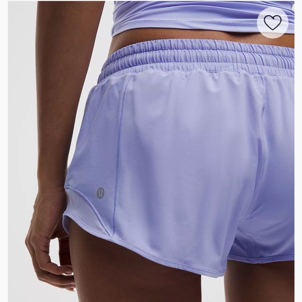 lululemon Hotty Hot Low-Rise Lined Short 2.5"